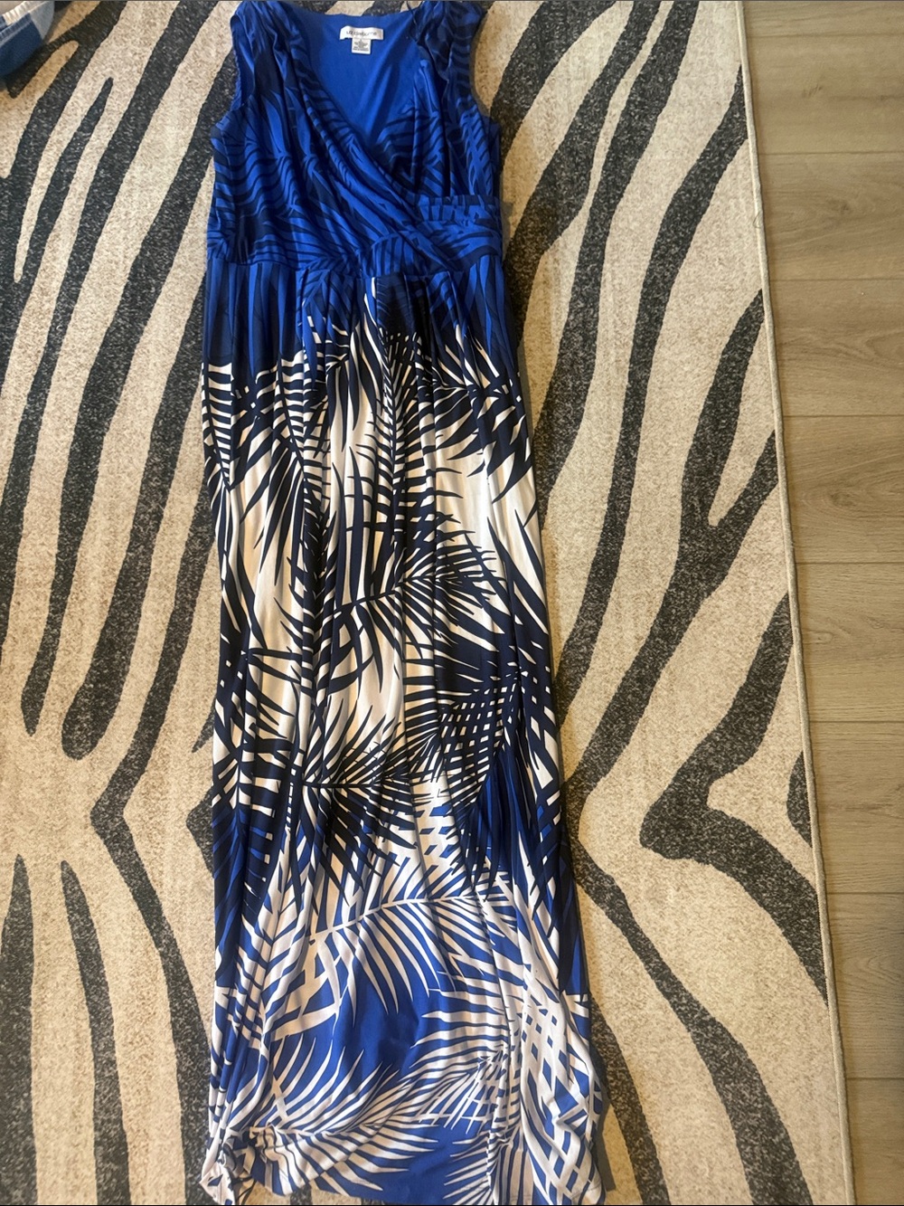 Liz Claiborne Blue and White Palm-Print Sleeveless Maxi Dress